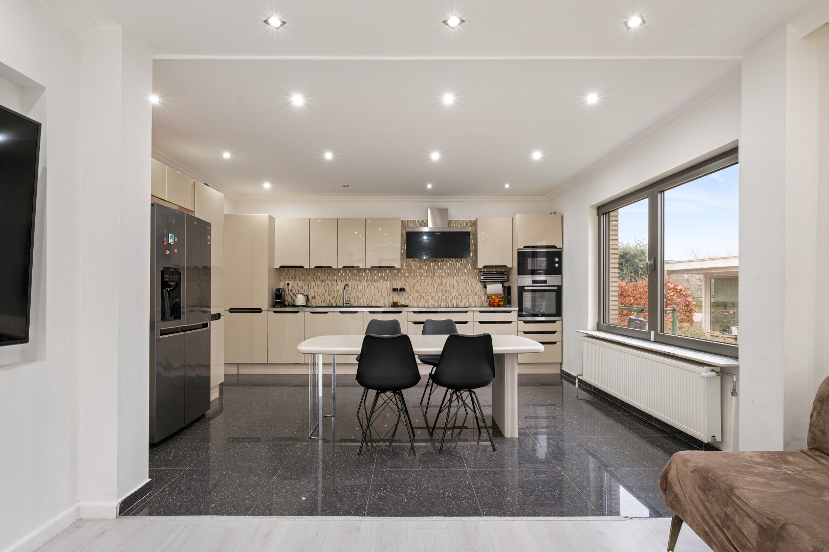 Open bebouwing met 5 slaapkamers en EPC C! - foto 4