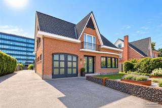 <p>JOURNÉE PORTES OUVERTES<br />Samedi 19 septembre de 10 h à 11 h.<br />Venez visiter le logement sans engagement !</p><p>Informations obligatoires : Vg, Wglk/Gmo, Gvkr, Gvv – Note P : B, Note G : A.<br />Toutes les informations sont fournies sous réserve d'erreurs et de modifications. Les surfaces sont données à titre indicatif. Il ne s'agit pas d'une offre, mais d'une proposition de négociation.</p>