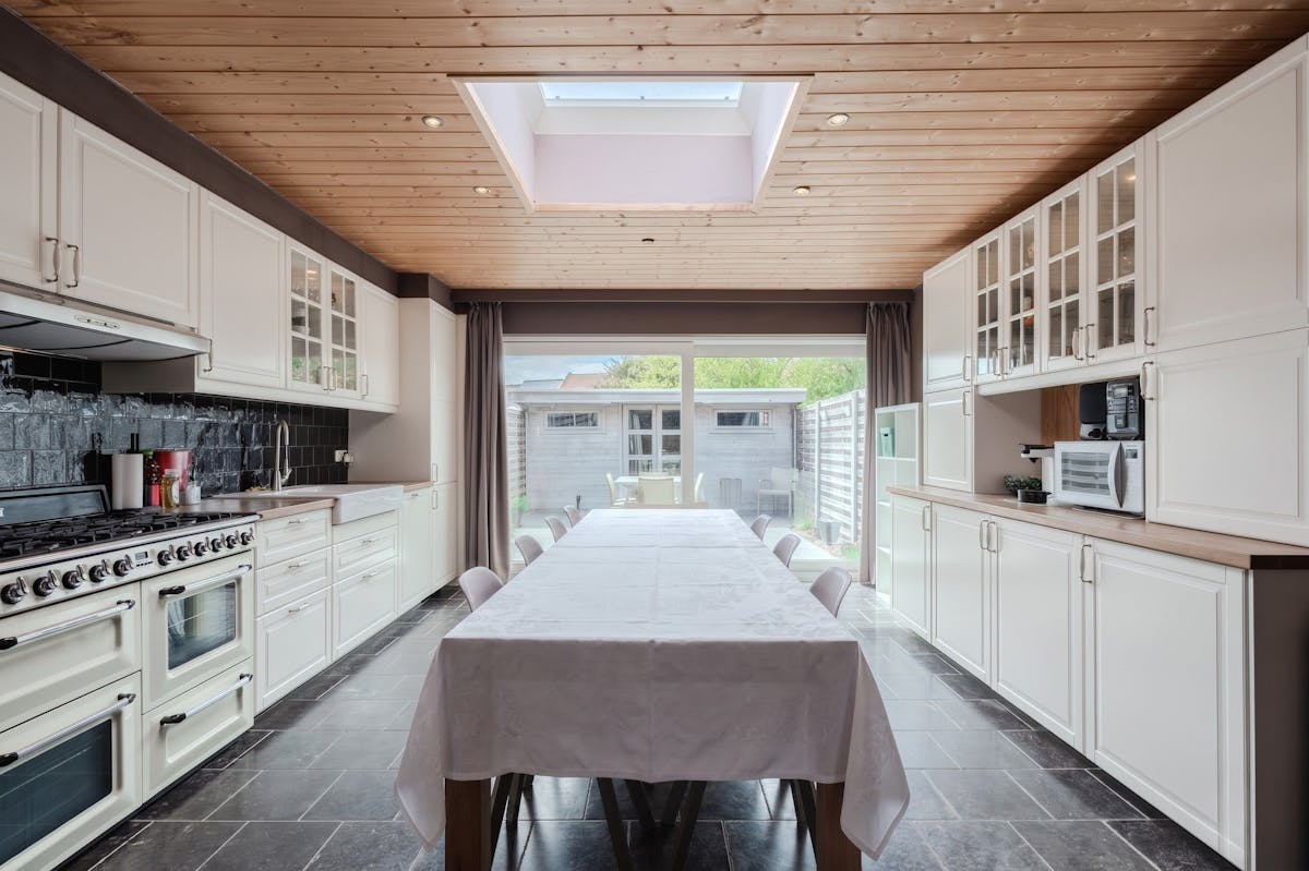 Maison prête à emménager avec une terrasse ensoleillée au centre de Middelkerke ! - photo 2