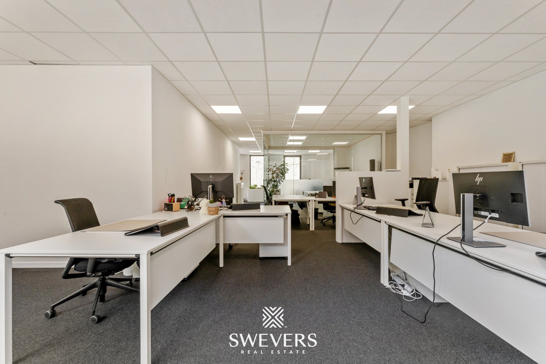 Instapklaar handelspand van 127 m² op toplocatie in Beringen - foto 4