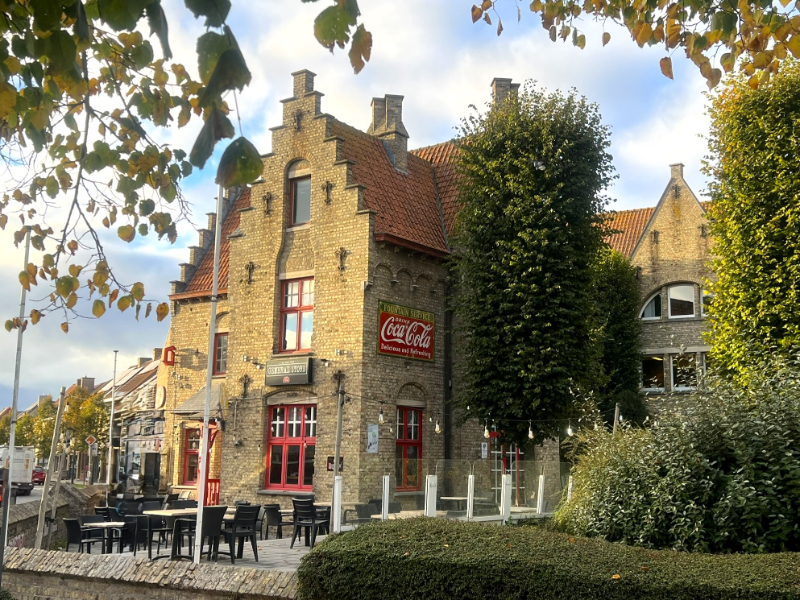 gekend café in hartje Diksmuide - foto 3