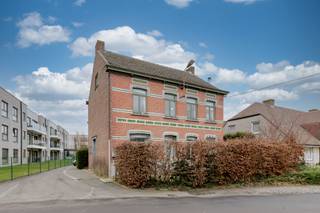 strong>LiggingGelegen op een veilige wandelafstand van scholen, supermarkten, horeca en openbaar vervoer, geniet u hier van alle voordelen van een...