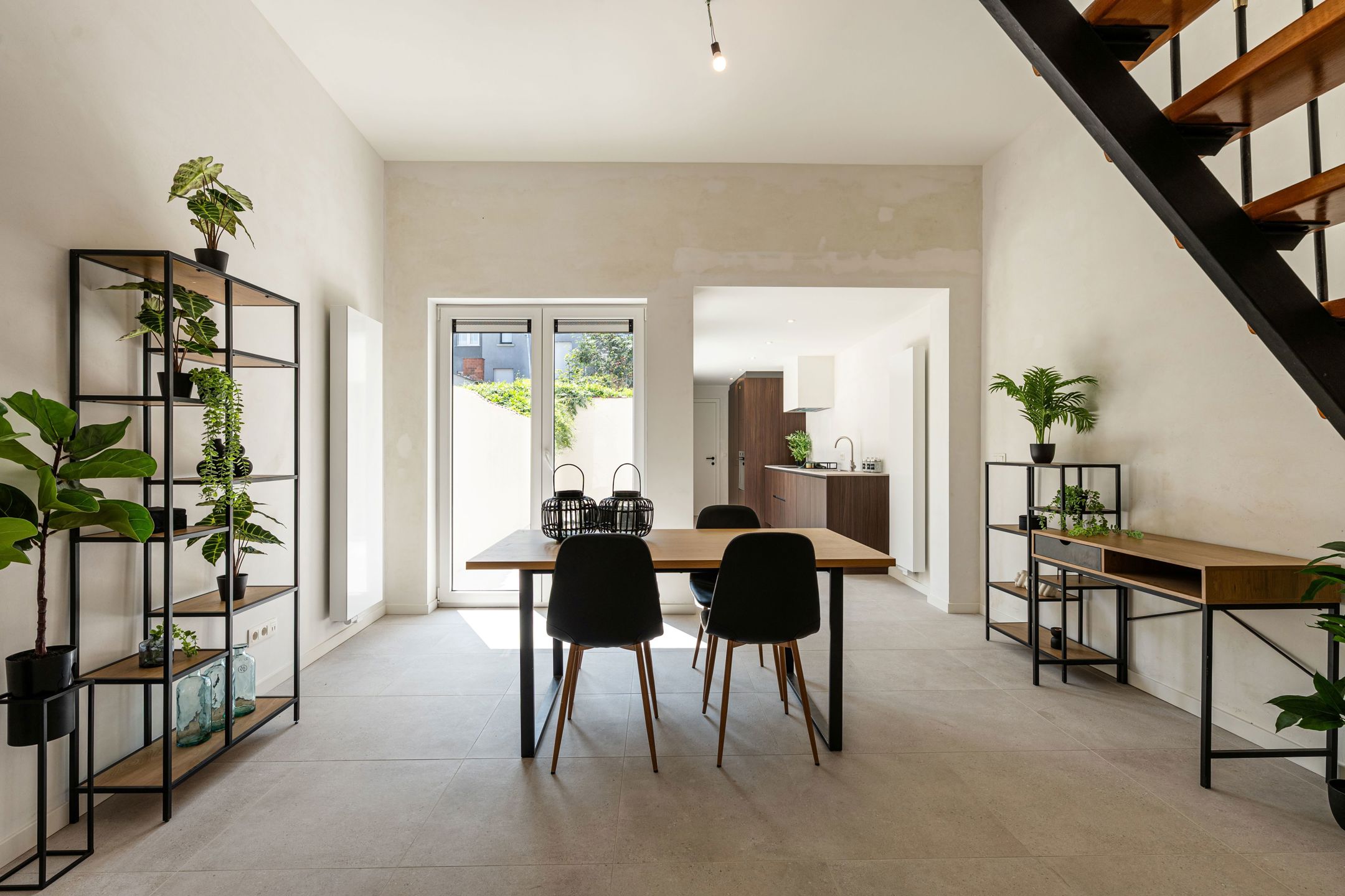 Instapklare, totaal gerenoveerde woning op toplocatie! - foto 5