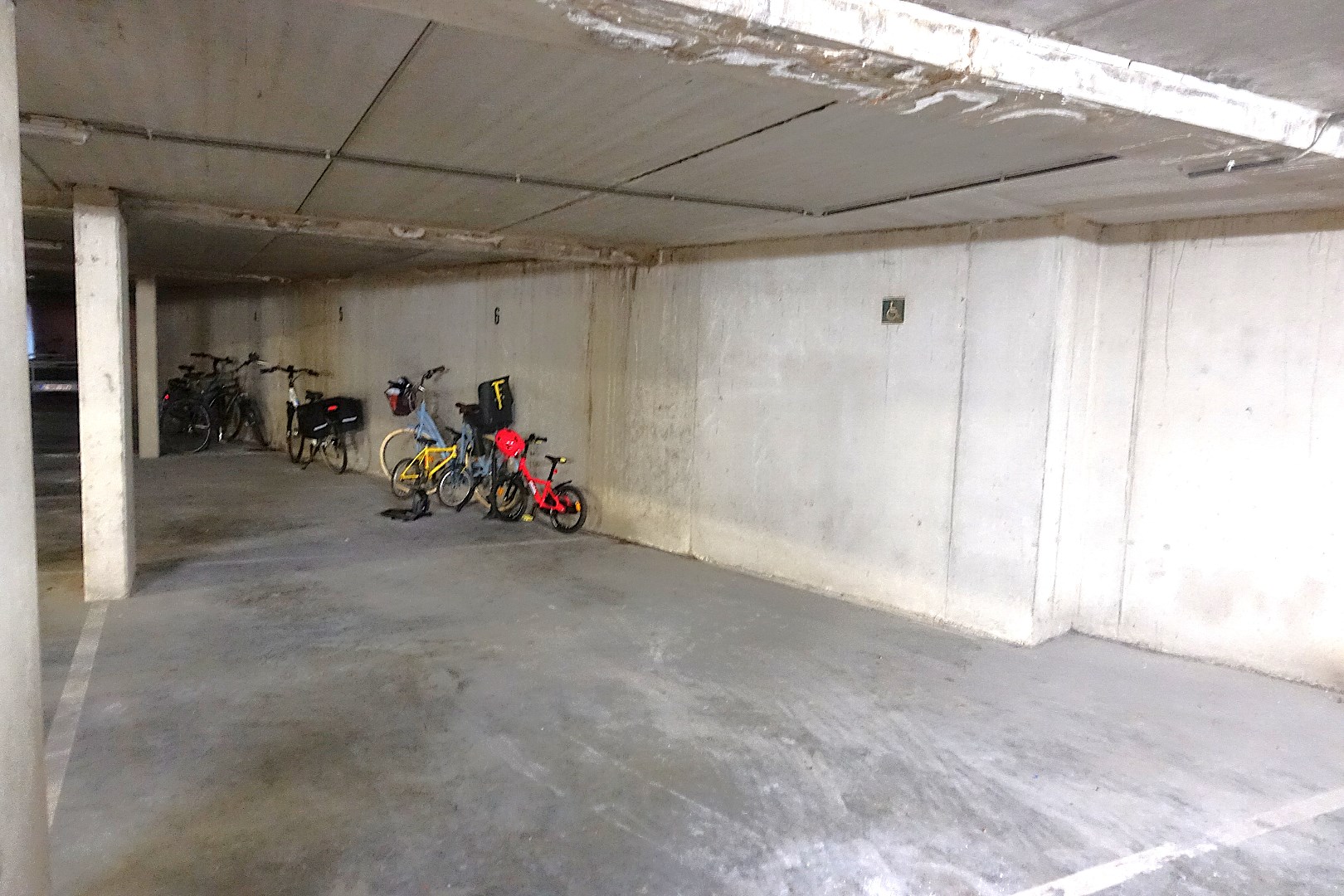 Ondergrondse autostaanplaats Nr 36 te Lichtervelde - foto 3