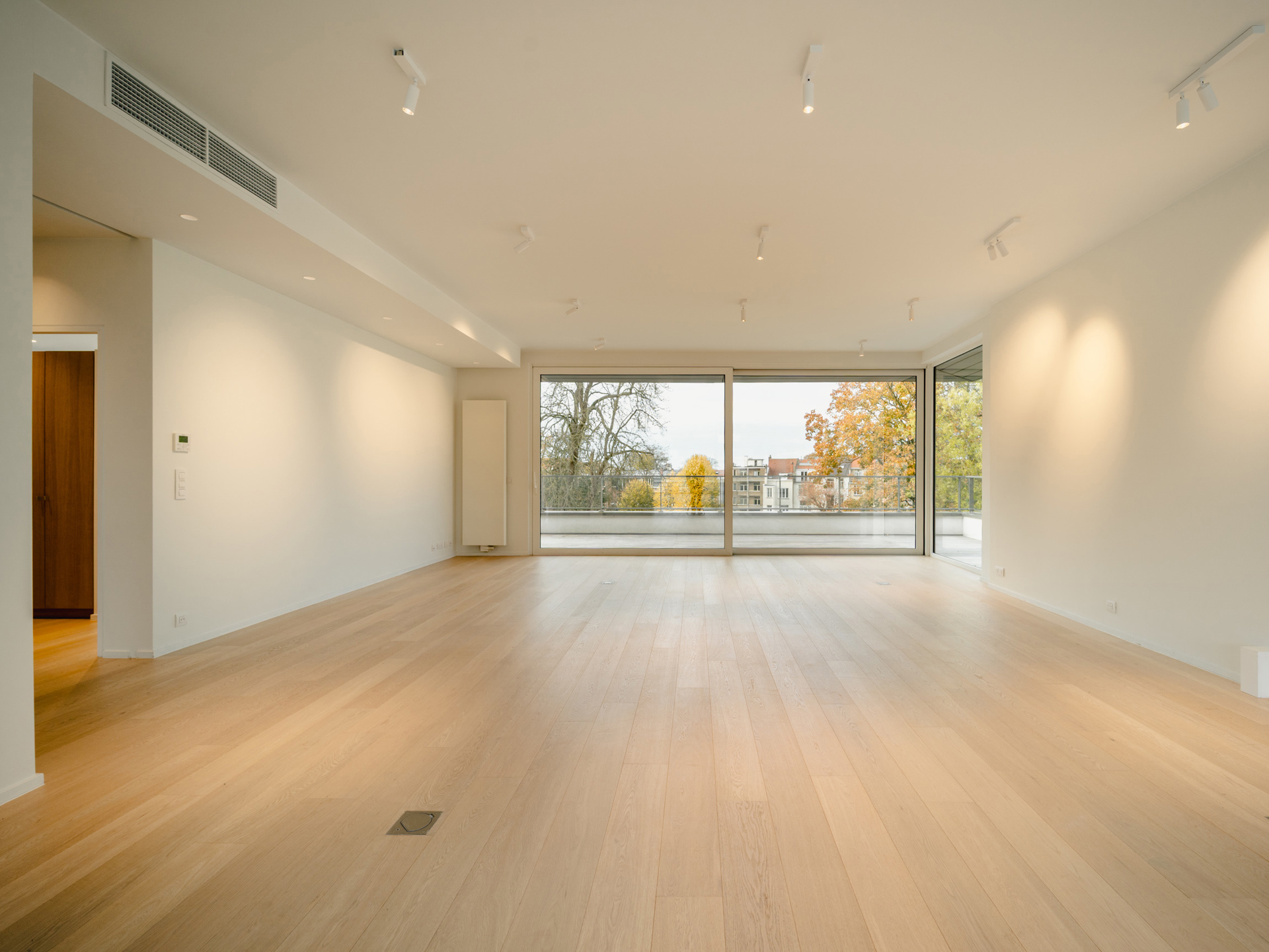 Apartment for rent in Schaerbeek with 3 bedrooms - photo 5