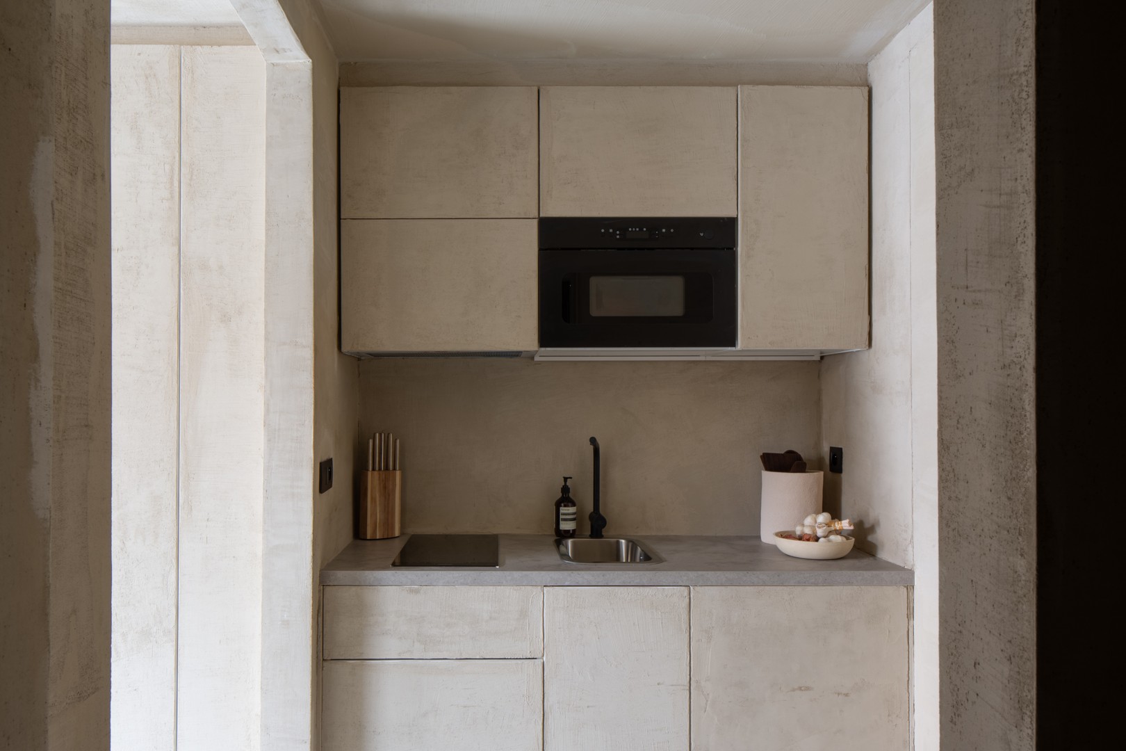 Knap gerenoveerde studio met private tuin - foto 4