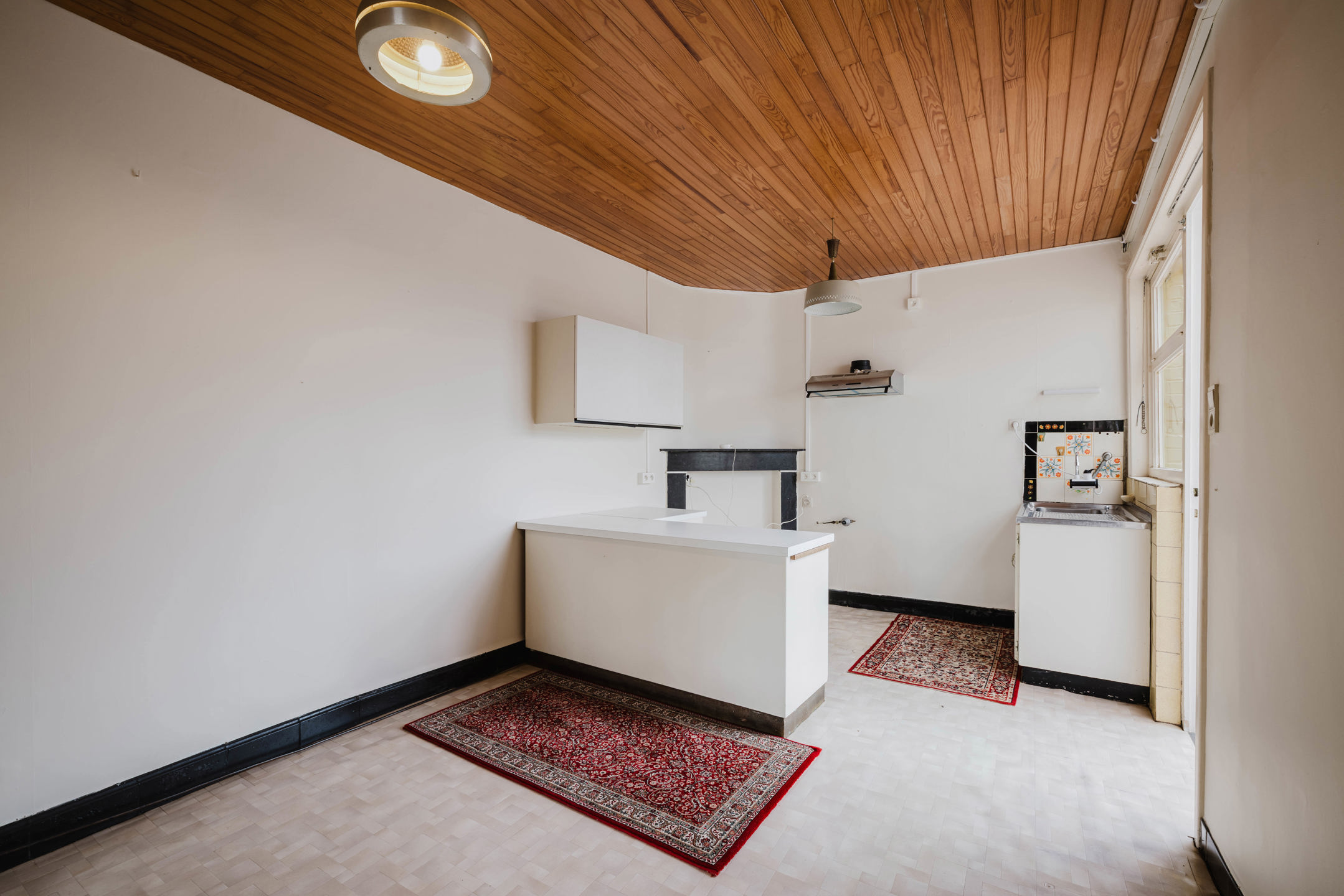 Pittoreske en charmante woning met diepe tuin in Kruishoutem - foto 5