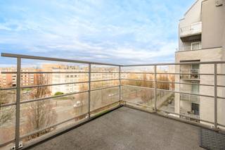 SINT-JANS-MOLENBEEK, wijk Mettewie, appartement van ± 106 m² woonoppervlakte gelegen op de 5e verdieping van een recent gebouw (2010). Het bestaat...