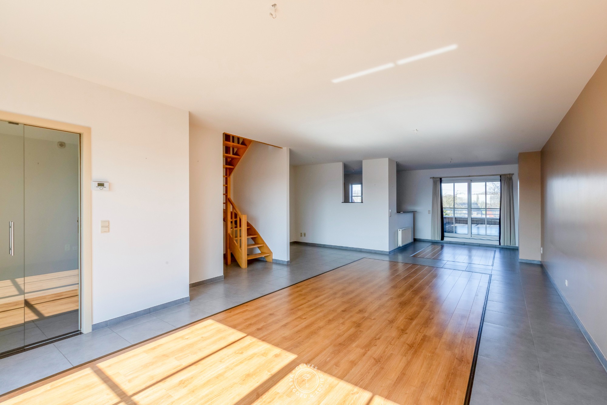 Indrukwekkend duplexappartement met prachtige terrassen - foto 4