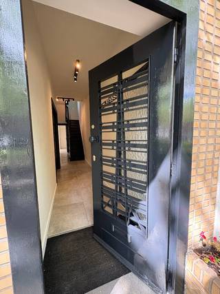 Ruime gezinswoning met 4 slaapkamers in BrasschaatMeer foto's, EPC, asbestattest via volgende link:...