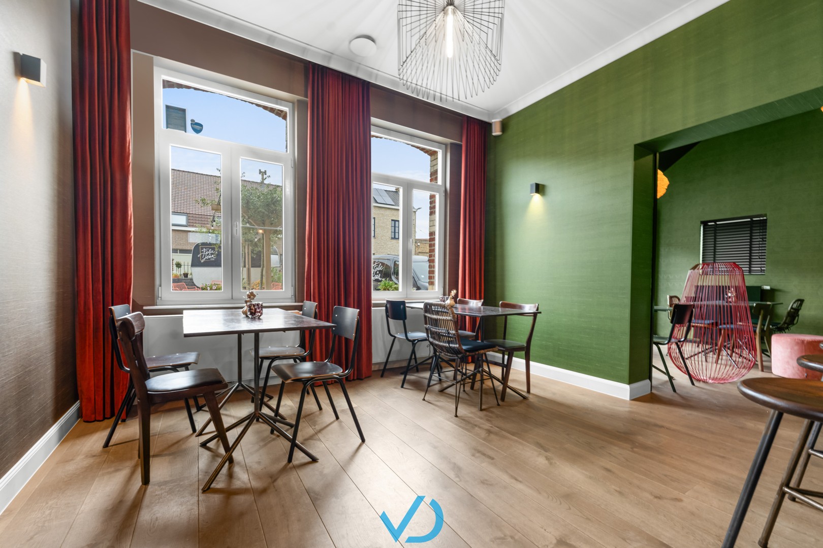 Uniek gerenoveerd erfgoedpand met restaurant, twee appartementen en prachtige tuin in hartje Nieuwkerke! - foto 5