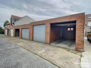 Garage à louer à Oostkamp