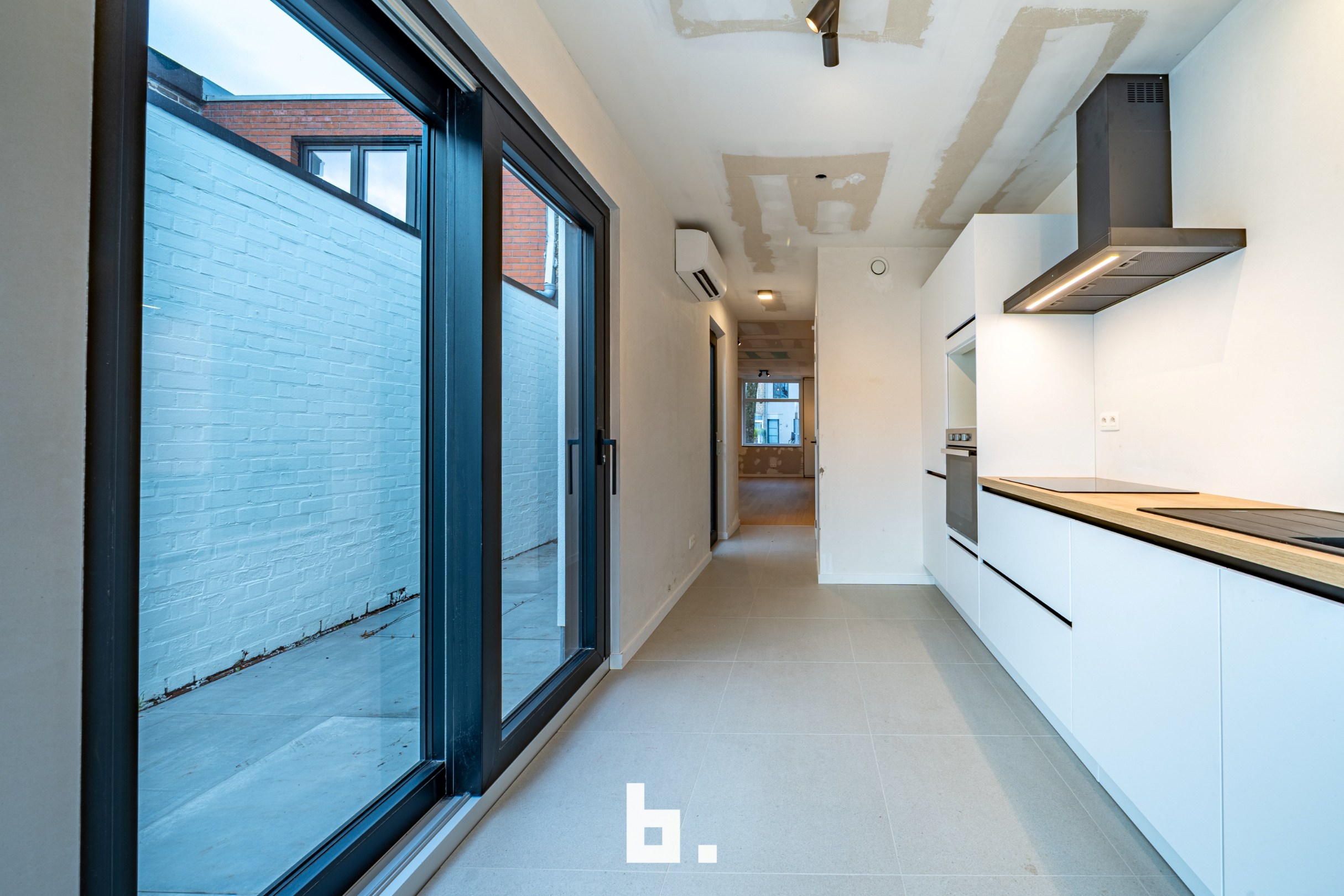 Unieke kans! Uiterst energie zuinige gerenoveerde woning te Brugge (EPC A) - foto 5