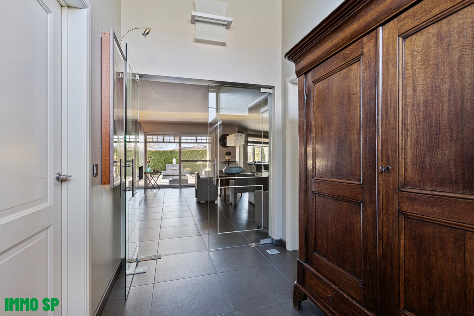 Ruime instapklare villa op rustige locatie. - foto 4