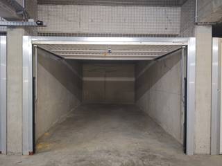 Deze ondergrondse garagebox onder de appartementsgebouwen van domein Nieuwendamme zijn ideaal voor investering, eigenaars van een boot...