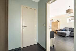 Ben je op zoek naar een woning die comfort, stijl én energiezuinigheid combineert op een toplocatie? Dan is deze prachtige halfopen bebouwing...