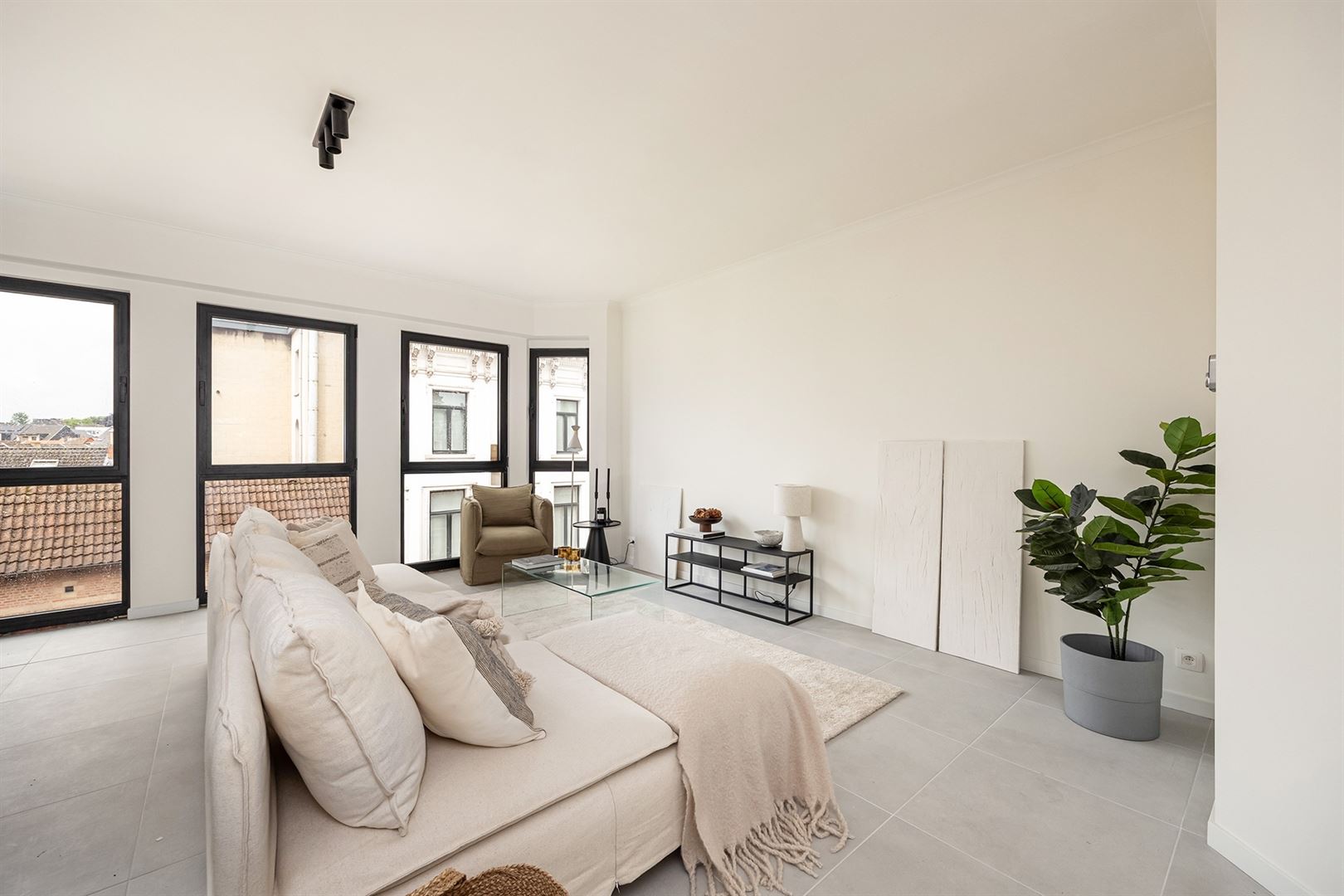 APPARTEMENT - photo 5