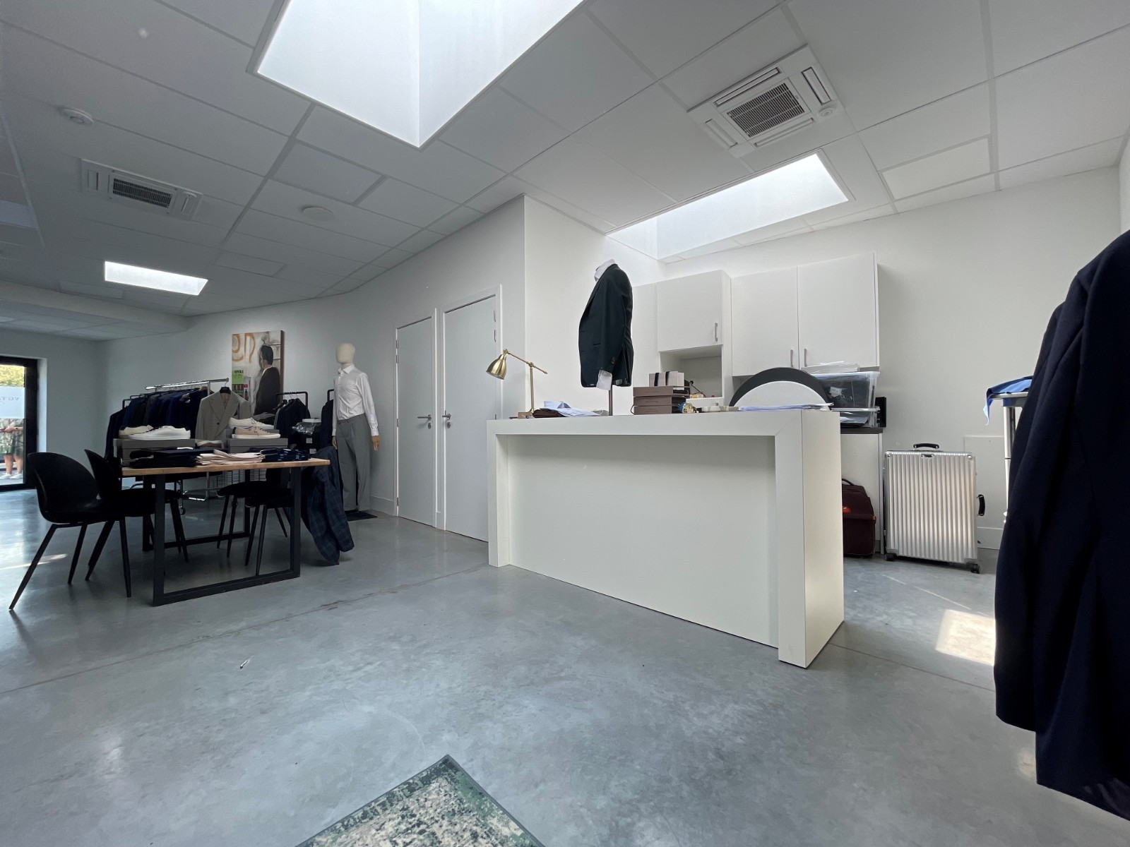 Commercial for rent in Temse - photo 5