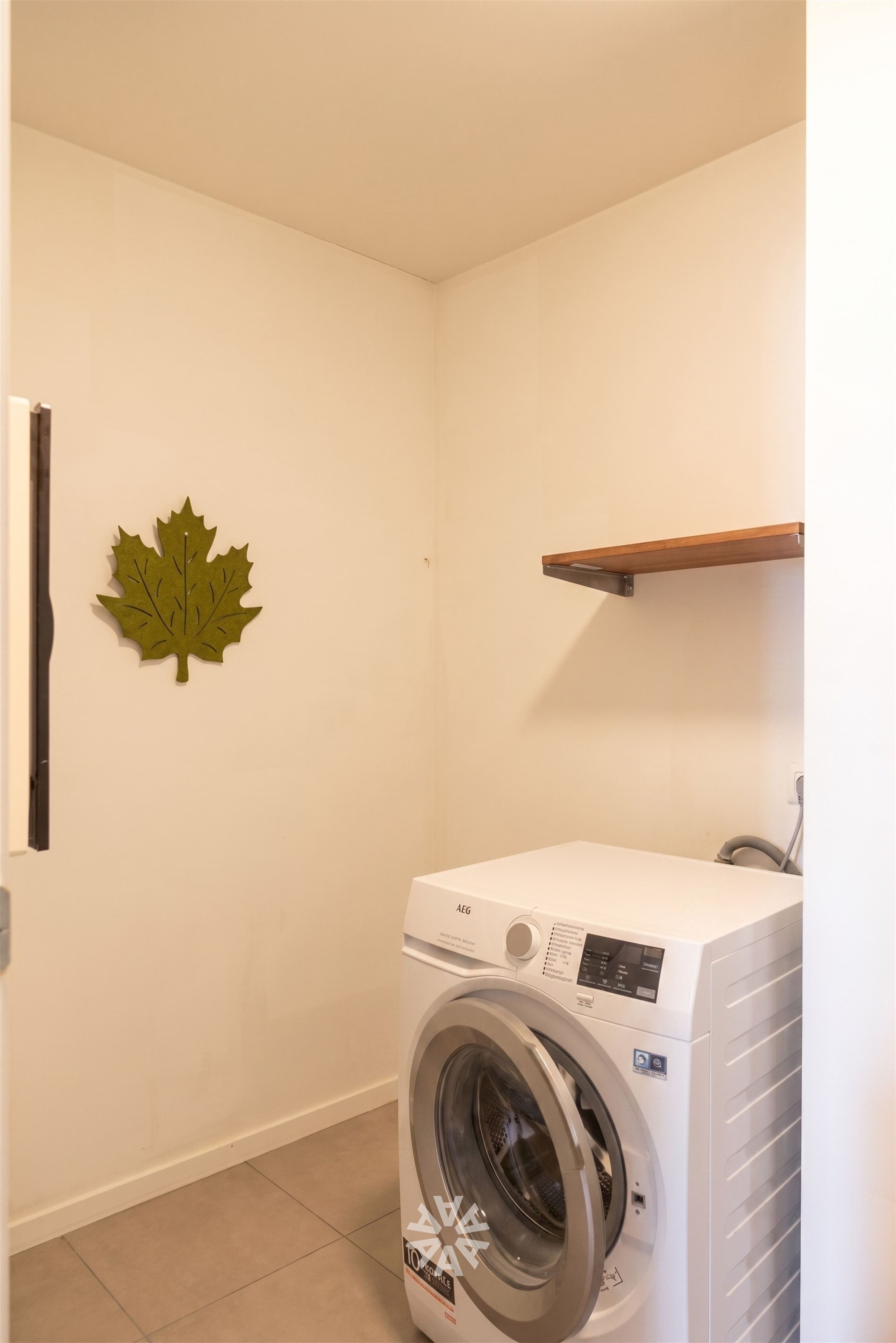 Stijlvol appartement met autostaanplaats te huur nabij Station Gent-Sint-Pieters - foto 5