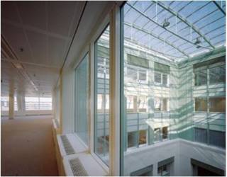 Offices for rent in the city centre of Brussels. The office building is part of the City 2 shopping mall and has a surface of 32.000m². The offices are easily acessible with public transport and is +/- 10 minutes walking distance from the North station. There is an underground parking Interparking with places available at +- 2000€/an. <br />Archives available. Taxes: € 17,06/m²/year.<br />Surface: 2.370 sqm.