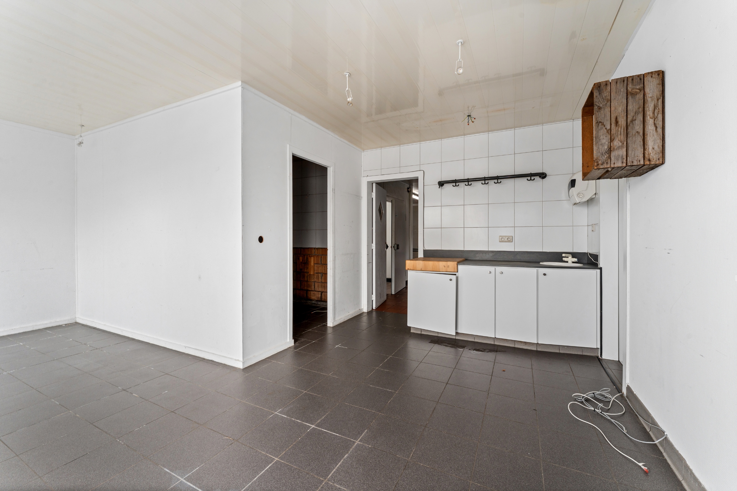 Commercial for sale in Deerlijk with 3 bedrooms - photo 3