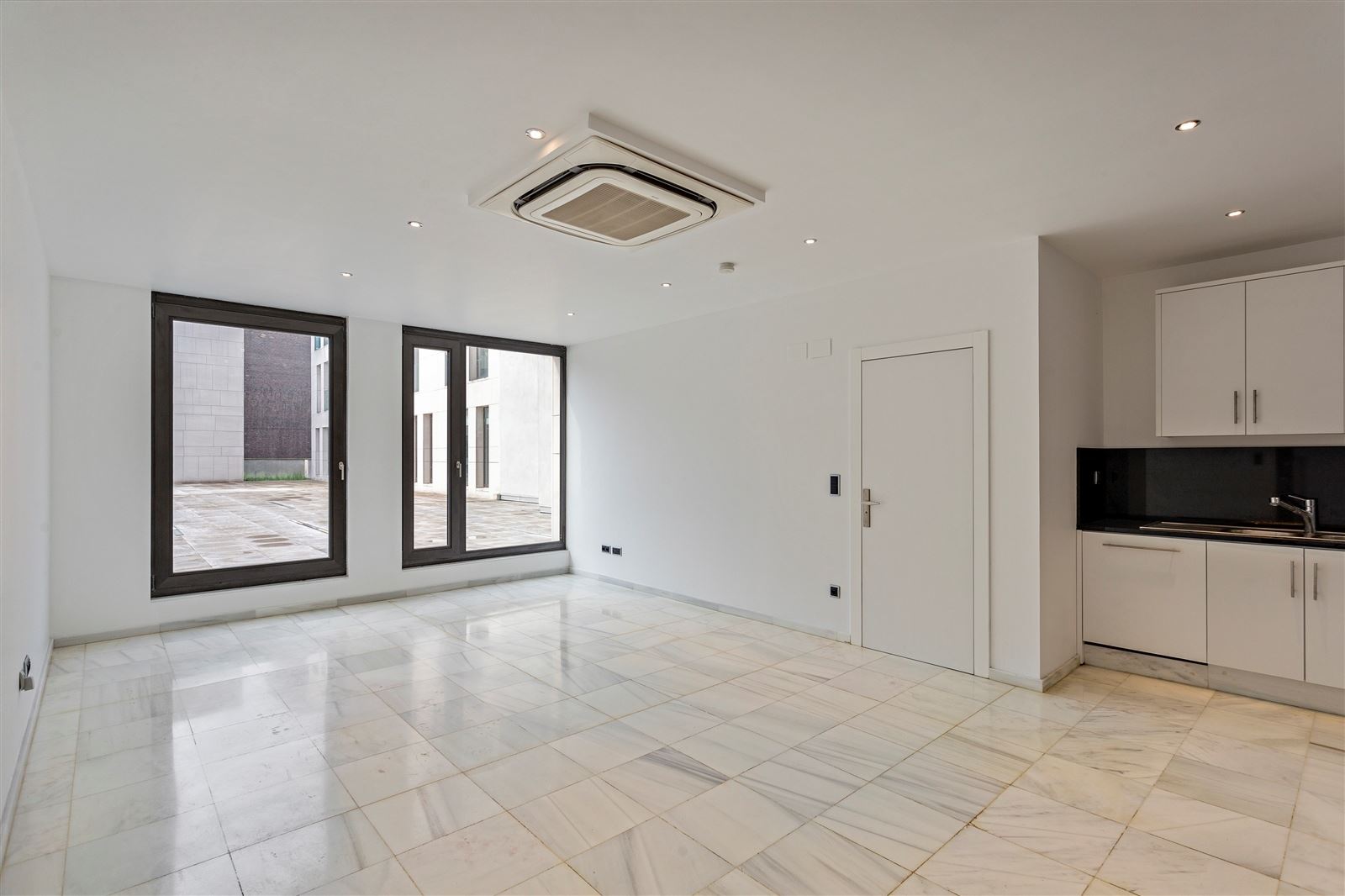Stijlvol appartement op de Meir - foto 3