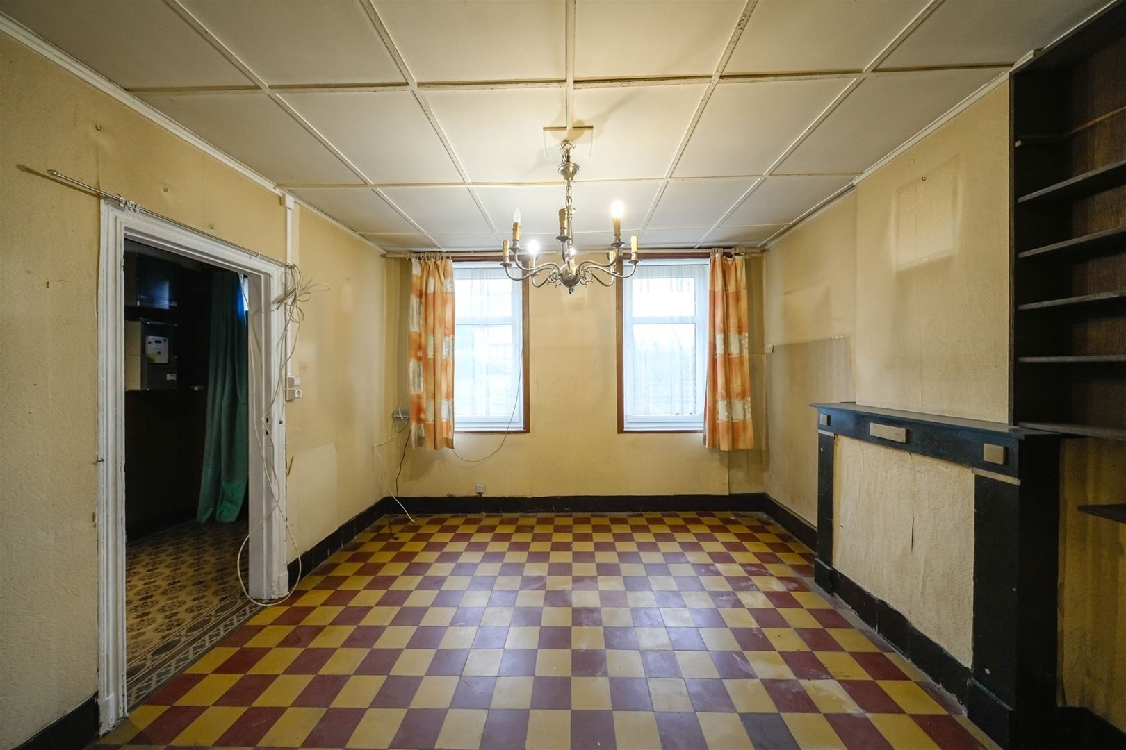 Ruim huis: Woonkamer, Keuken, Veranda in Longuevill - foto 5