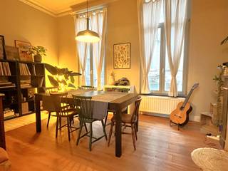 Étage 1woonkamer3,2m x 5,2m = 16,6m² ( pelliculage )woonkamer3,4m x 3,5m = 11,9m² ( pelliculage )trappen3,5m x 1,6m = 5,6m² ( plancher )keuken3,0m x...