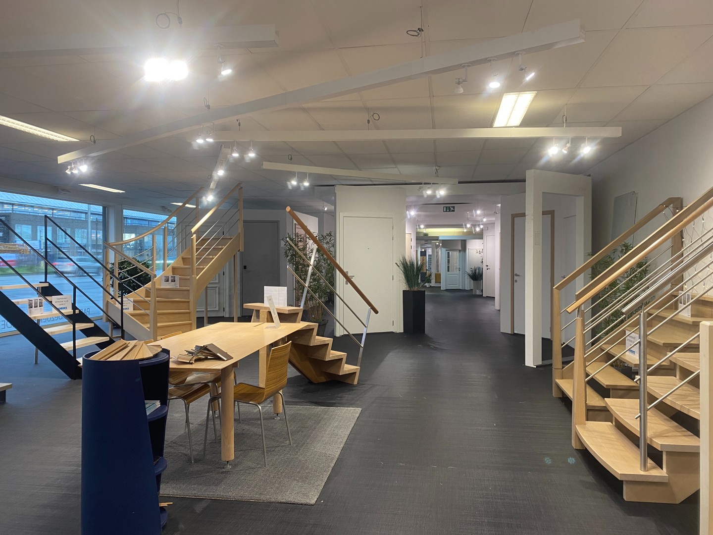 Retailopportuniteit met parkeergelegenheid op toplocatie in Aalter - foto 4
