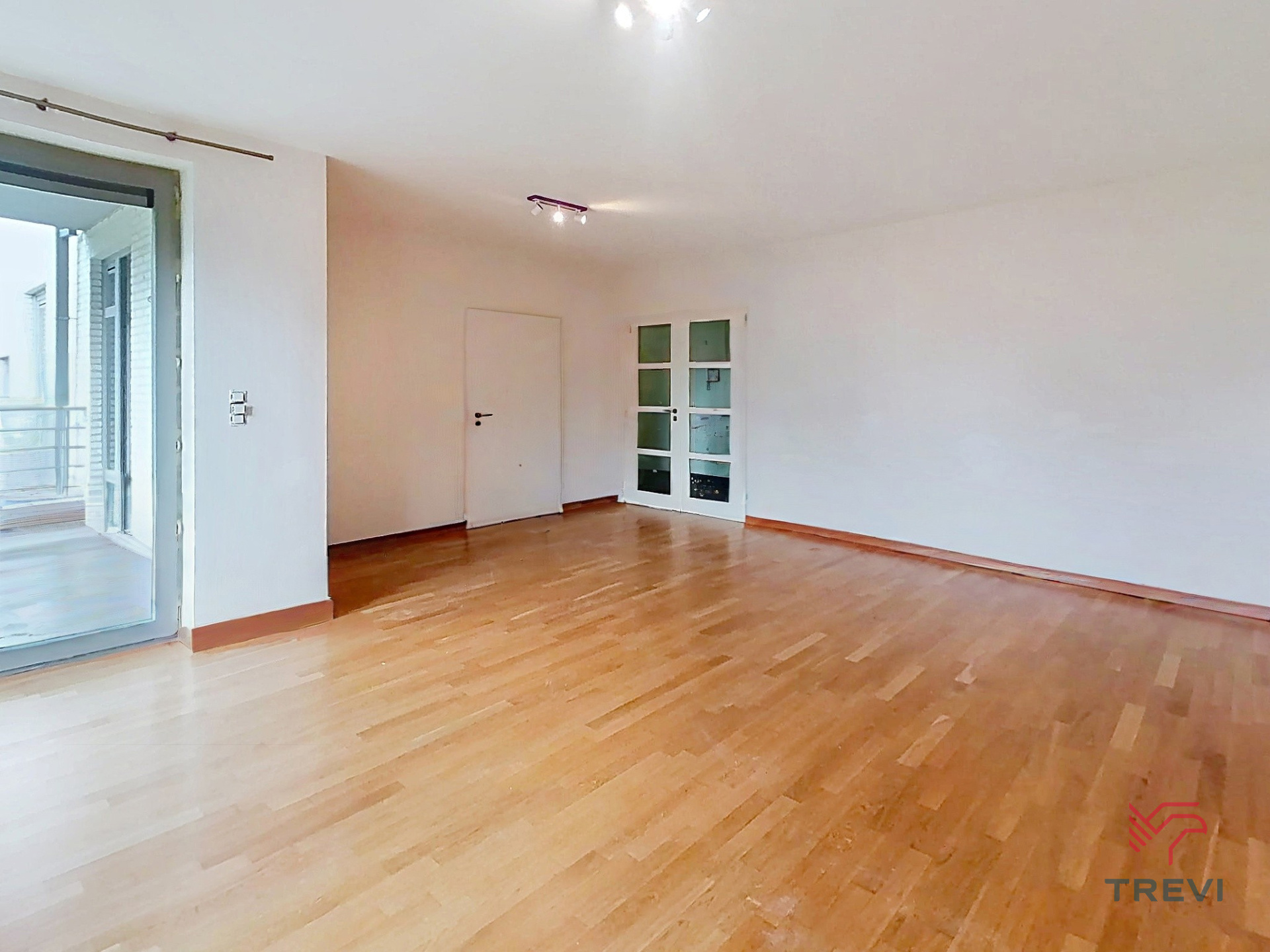 Apartment for rent in Woluwe-Saint-Pierre with 2 bedrooms - photo 2