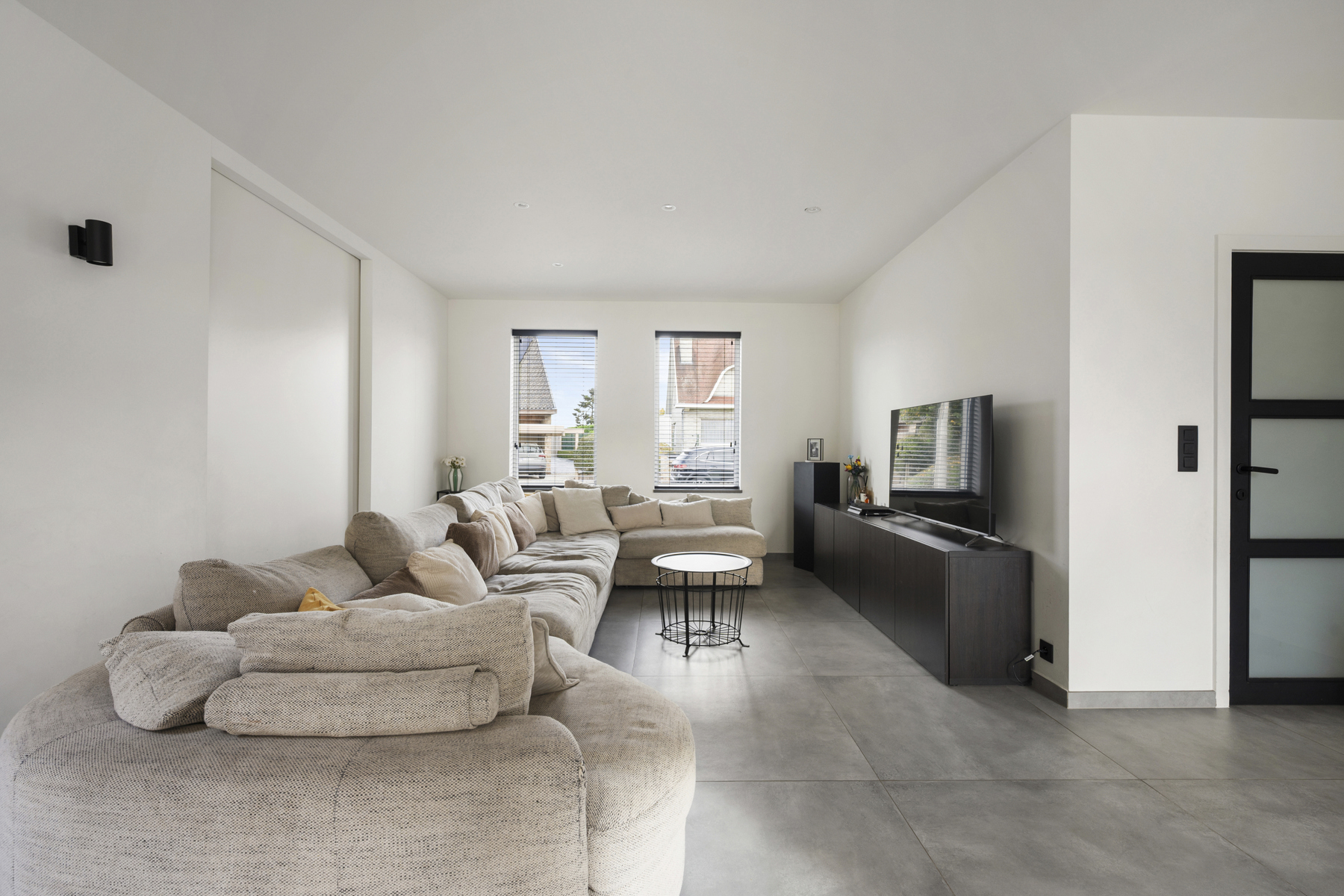 Instapklare ruime woning (4 SLPK) met garage en zonnige tuin - foto 5