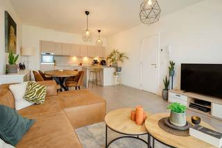 Op wandelafstand van de Markt: heel degelijk afgewerkt appartement met 2 slk - in een autovrije site midden in het groen (2,5 ha park) - mooi terras met zuidwestelijke oriëntatie - voor bezichtiging: contacteer Sophie op 0471/53 68 65