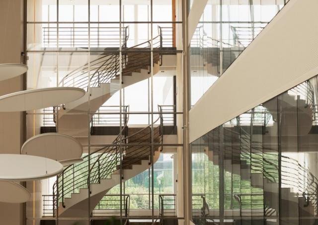 Stijlvolle kantoorruimte van 333 m² nabij de R0 te Anderlecht - photo 5