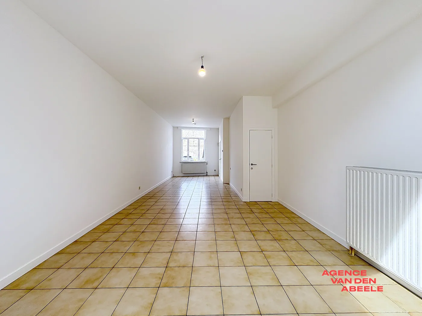 Ruime gezinswoning met stadstuin en 4 slaapkamers in rustige Brugse buurt - foto 4