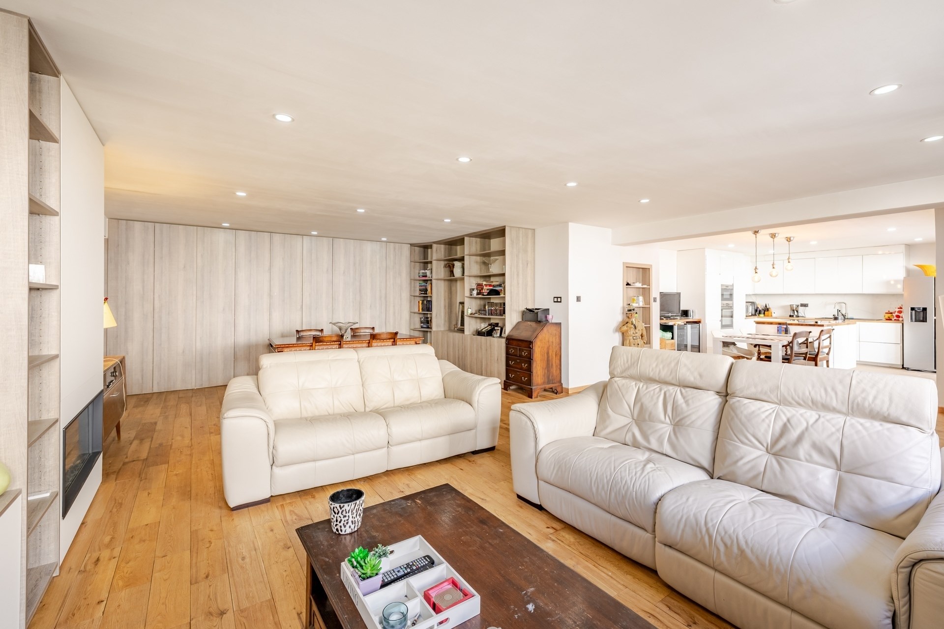 Uitzonderlijke loft van 183m² op de voormalige Safir-site - foto 4