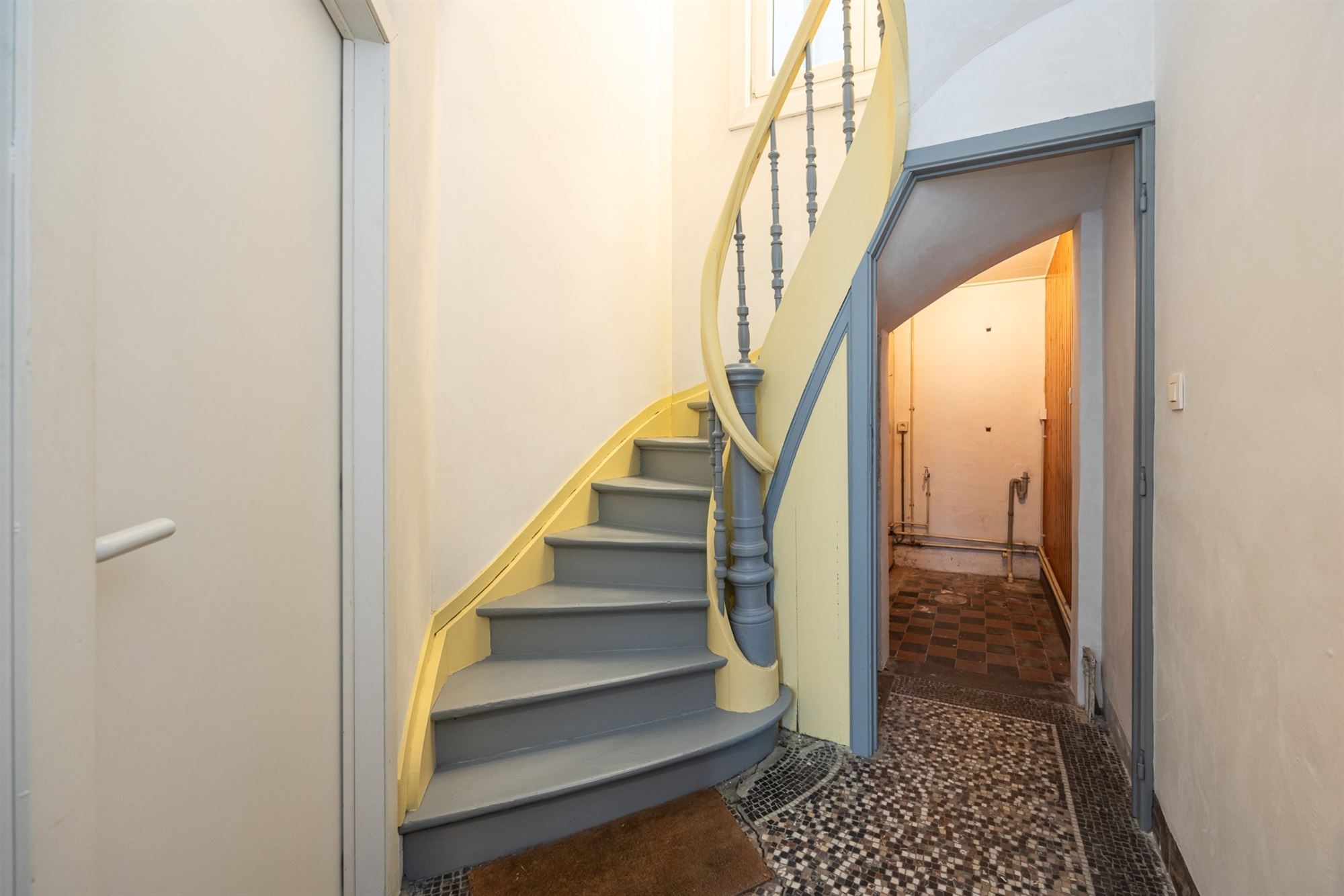 Lichtrijke eengezinswoning nabij Dageraadplaats - foto 5