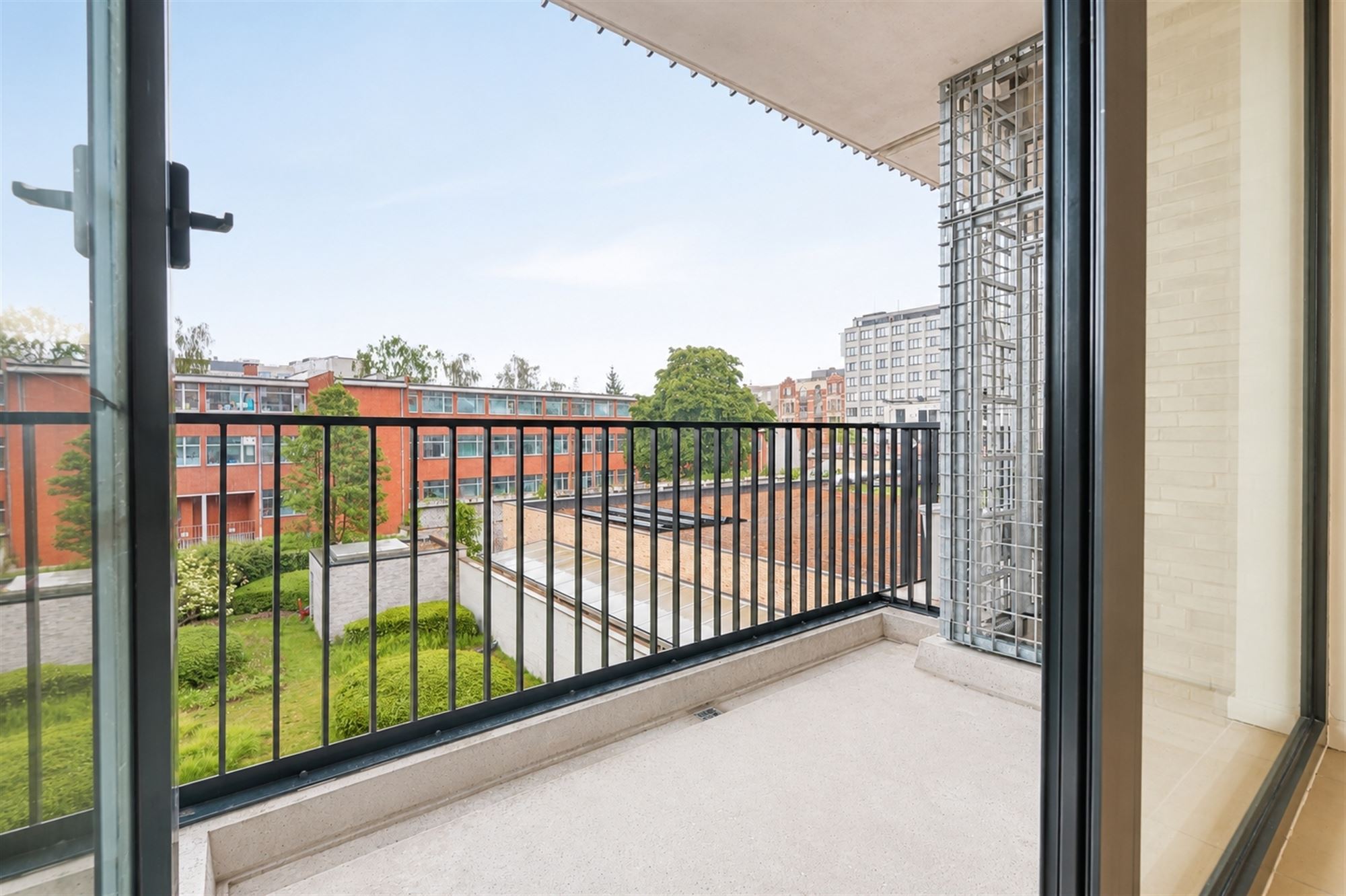 Apartment - photo 4