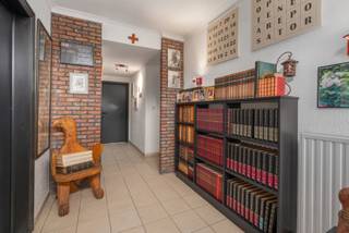 Welkom in de Rabautstraat 76 te Eeklo. Deze woning geniet van een centrale ligging in een rustige straat op wandelafstand van het...