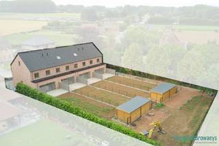 Deze nieuwbouwwoning is zeer gunstig gelegen nabij belangrijke verbindingswegen zoals de E40. Het is ruim en hoogwaardig afgewerkt.Bij binnenkomst...