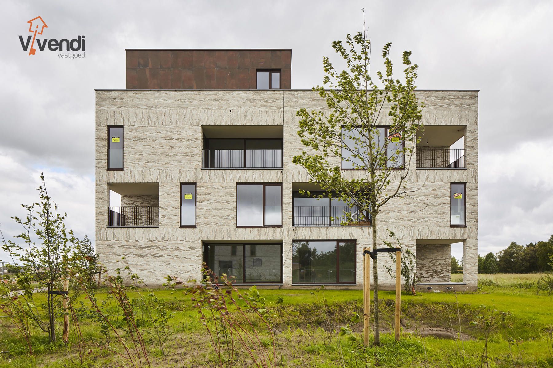 Gelijkvloers appartement van 110m² met 2slpk. - foto 2