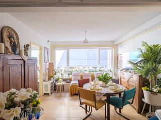 Midden in het levendige stadscentrum van Kortrijk bevindt zich dit charmante en instapklare éénslaapkamerappartement, waar hedendaags wooncomfort en een uitstekende ligging hand in hand gaan. De woning verwelkomt u met een lichtrijke leefruimte, waar grote raampartijen zorgen voor een aangename sfeer en een subtiele verbinding met het stadsleven buiten.<br /><br />De open indeling creëert een gevoel van ruimte en functionaliteit, met een praktische keuken die naadloos aansluit op de leefruimte ideaal voor dagelijks gebruik. De slaapkamer biedt rust en privacy, terwijl de verzorgde badkamer het geheel compleet maakt.<br /><br />Dankzij de centrale ligging geniet u van een onmiddellijke toegang tot winkels, horeca, openbaar vervoer en onderwijsinstellingen. Dit maakt het appartement bijzonder aantrekkelijk voor studenten die op zoek zijn naar een comfortabele en veilige thuisbasis, maar ook voor investeerders die mikken op een vlot verhuurbaar pand met stabiel rendement.