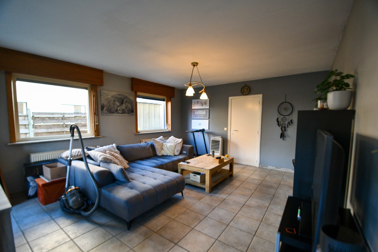 Halfopen bebouwing met inpandige garage met 3 slaapkamers - foto 4