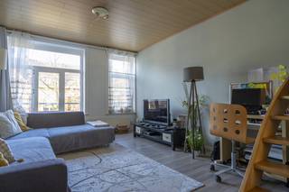 Gelegen in de Sint-Rochuslaan kent deze eigendom een uitstekende locatie nabij het stadscentrum, hoog Kortrijk en de belangrijkste invalswegen van...