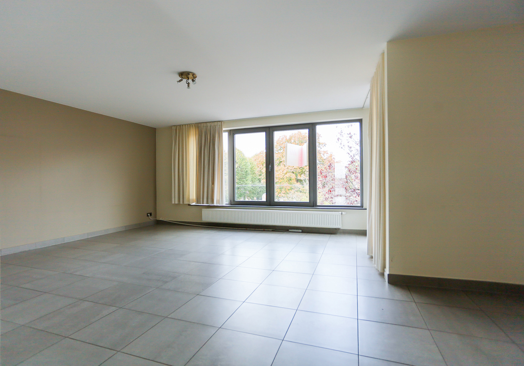 Apartment for rent in Haasdonk with 2 bedrooms - photo 2