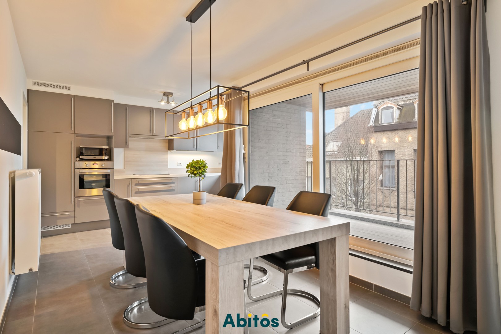 Instapklaar 2-slaapkamer appartement met terras op toplocatie nabij Gent-Dampoort - foto 5