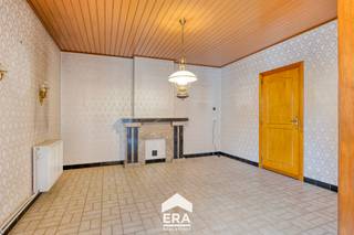 Te koop: open handelspand met woning in Oudsbergen, gelegen aan de Grote Baan op een drukke en goed zichtbare locatie. Dit handelspand uit 1958...