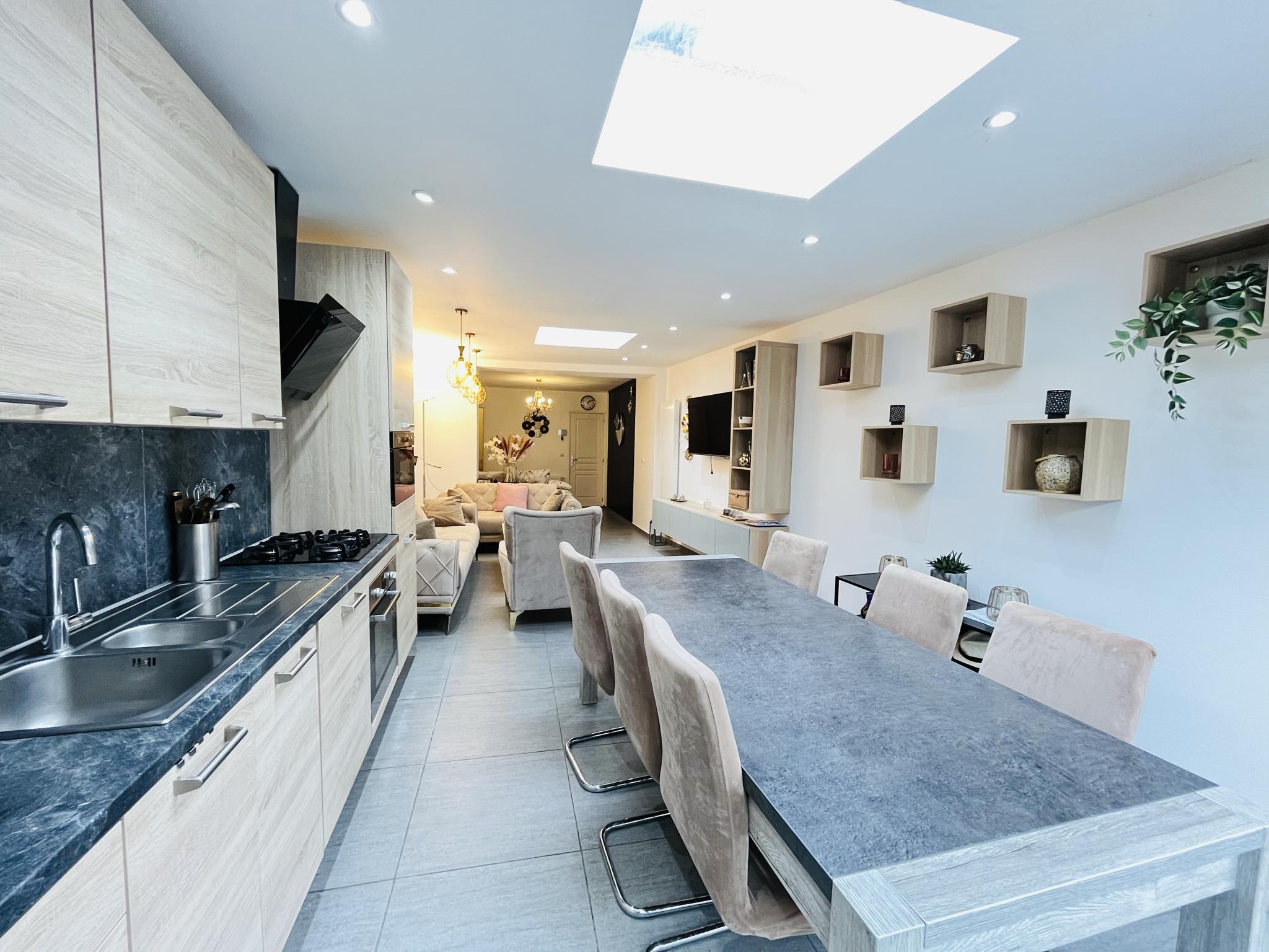 Wervik: Volledig gerenoveerde rijwoning te koop - foto 3