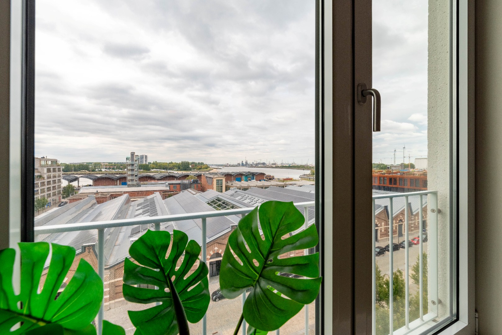 Appartement à louer à Anvers avec 3 chambres - photo 4