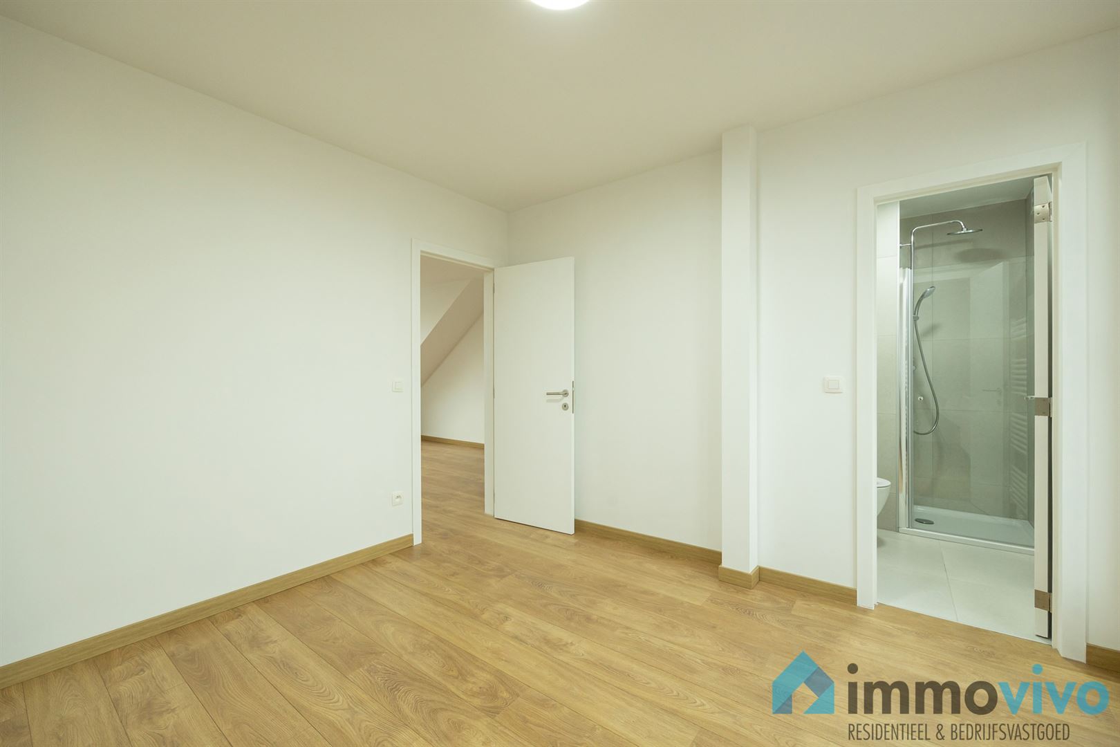 Gerenoveerd 1 slpk app met 21 m² terras aan De Schorre - foto 5