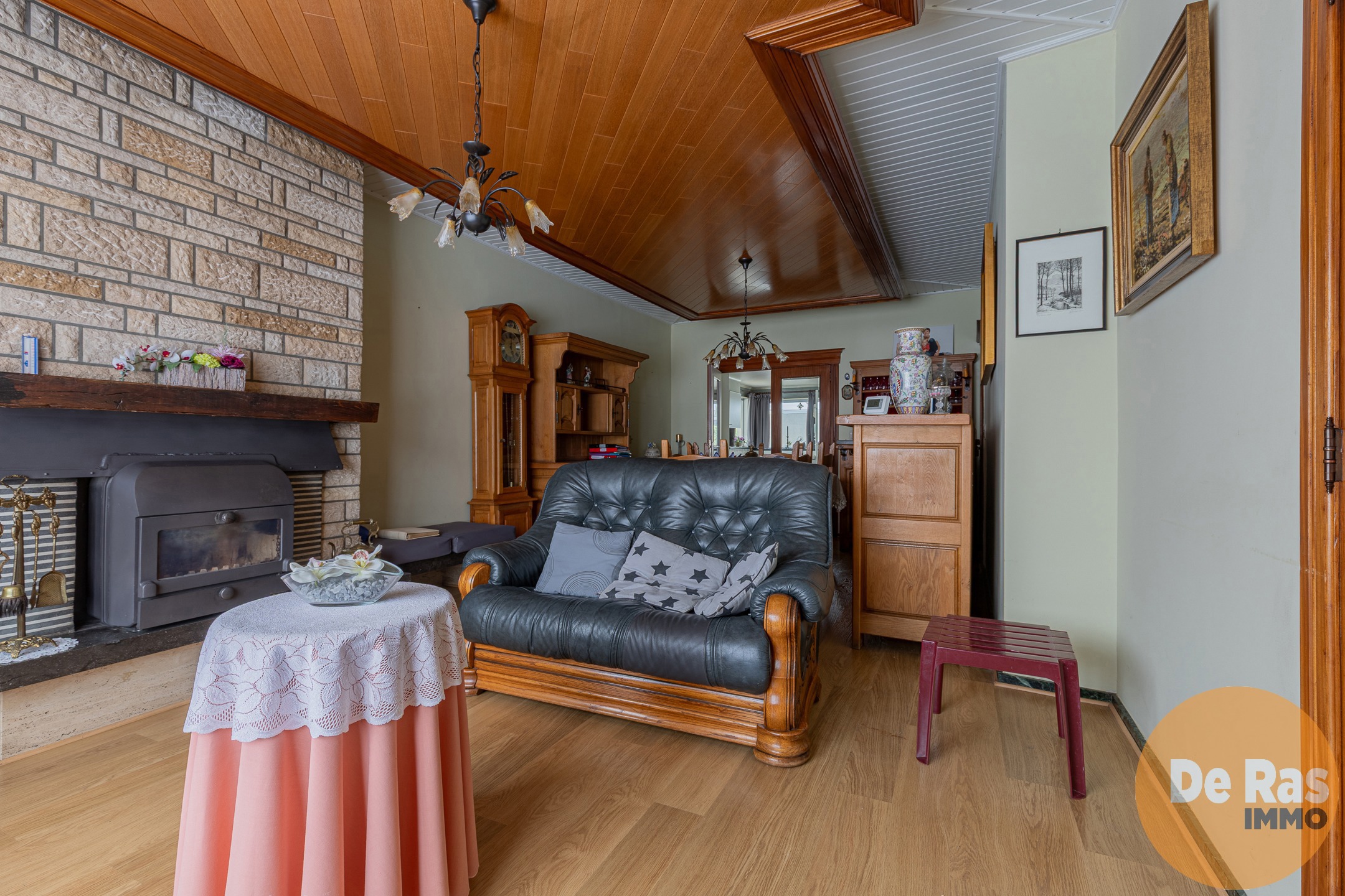 WELLE - Centraal gelegen, ruime woning met garage en tuin - foto 5